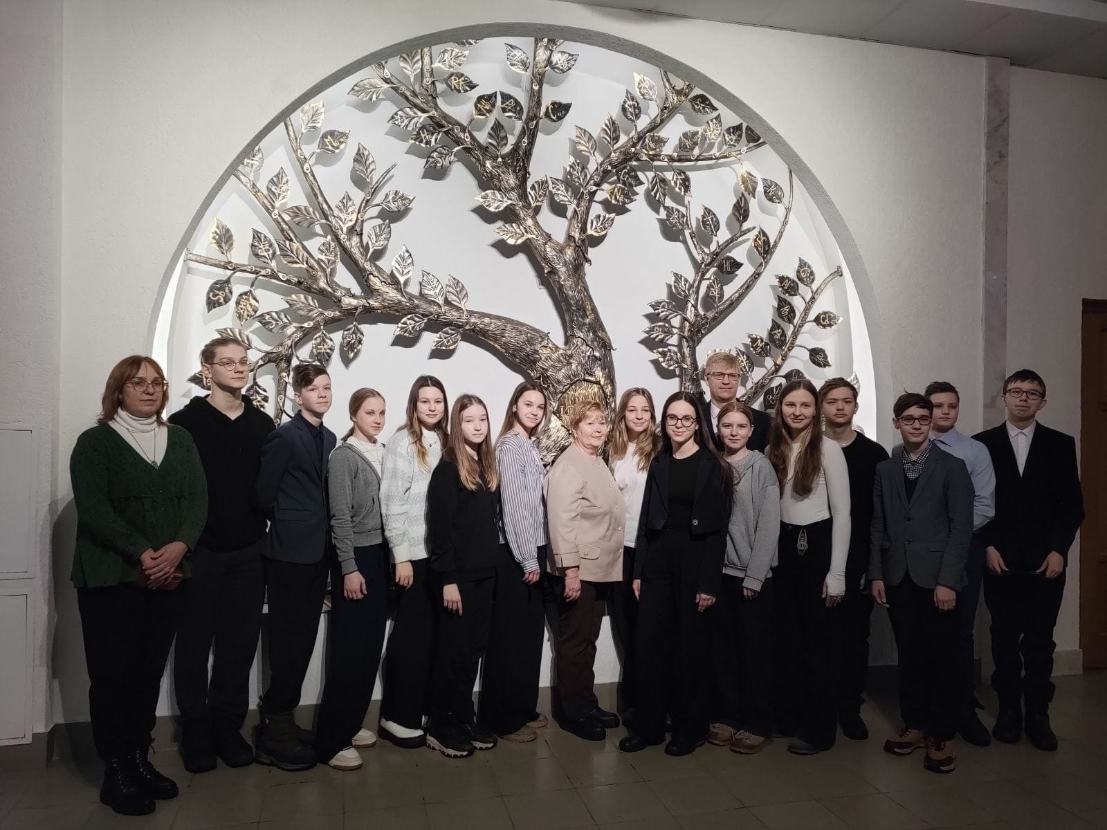 29 февраля группа учащихся 8а класса посетила ИГХТУ.